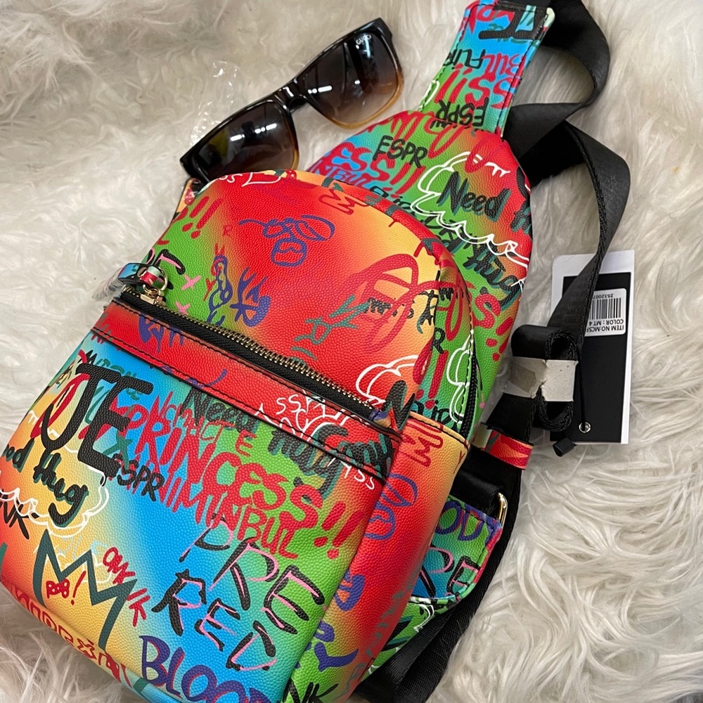 Women Graffiti purse 🥰🥰
